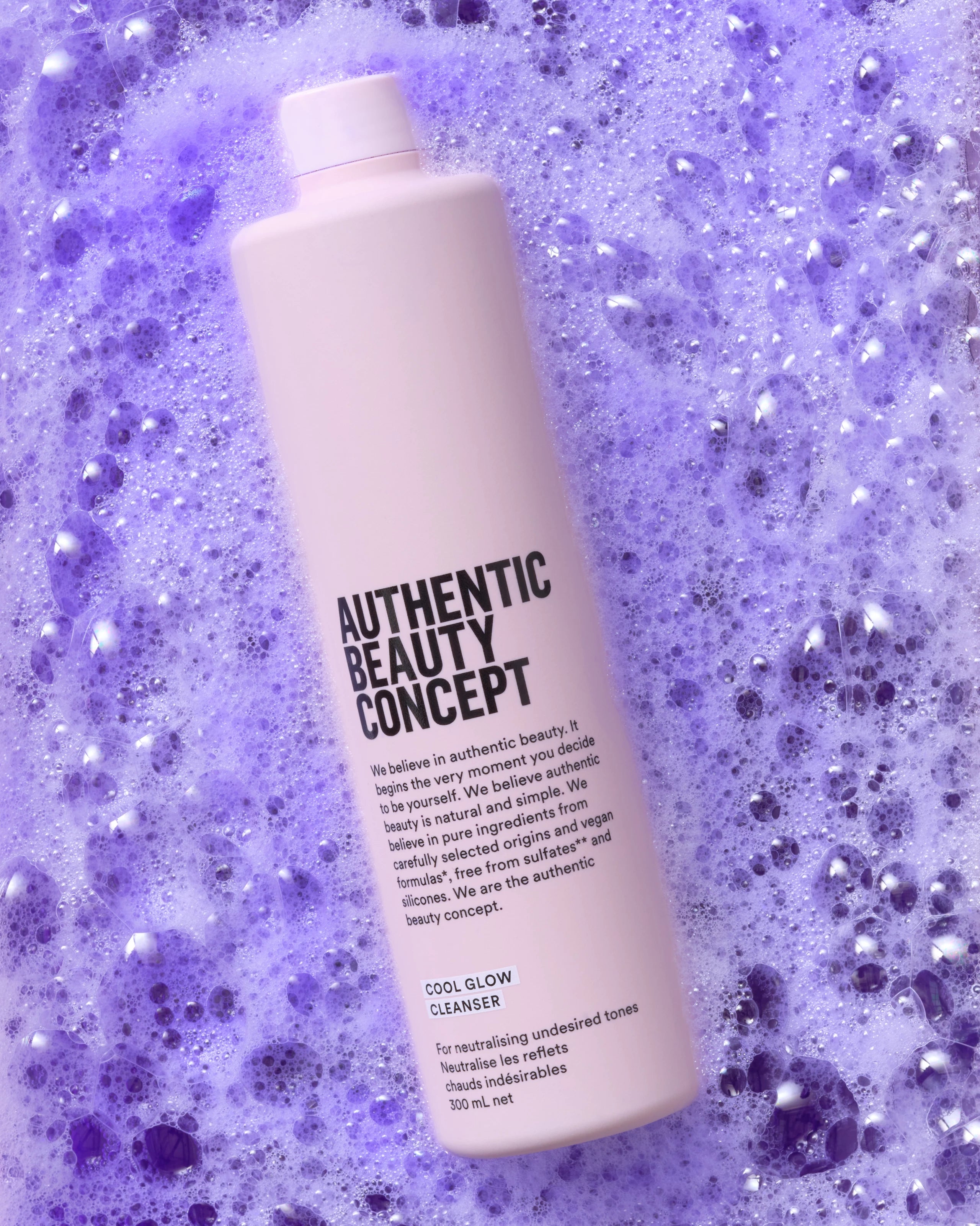 Cool Glow Cleanser -  Chłodny Szampon Nabłyszczający do włosów 300 ml - Amabase