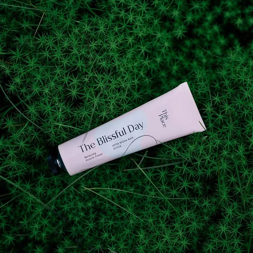 The Blissful Day 20ml - Krem przeciw napięciom mięśniowym z CBD, Wierzbą Białą, Arniką, Sosną Morską i Kurkumą - Amabase