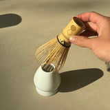 Whisk Holder – porcelanowy stojak na chasen